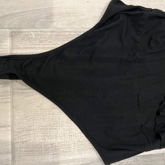 By The Way Flora Ruffle Bodysuit Superdown Black - Picture 5 of 8